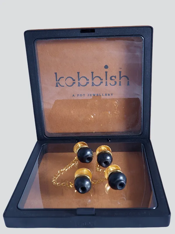 Kalash Chain Buttons Black