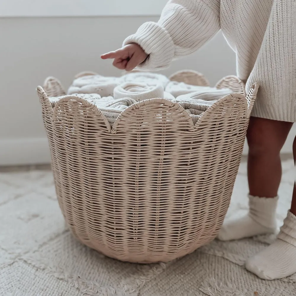 Olli Ella Rattan Tulip Basket - Seashell Pink