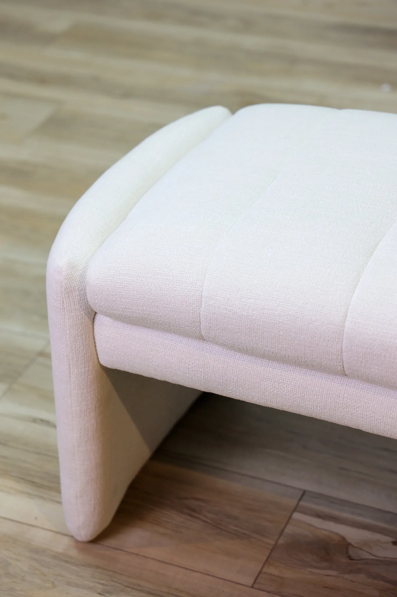 Tommy Performance Fabric White Bench