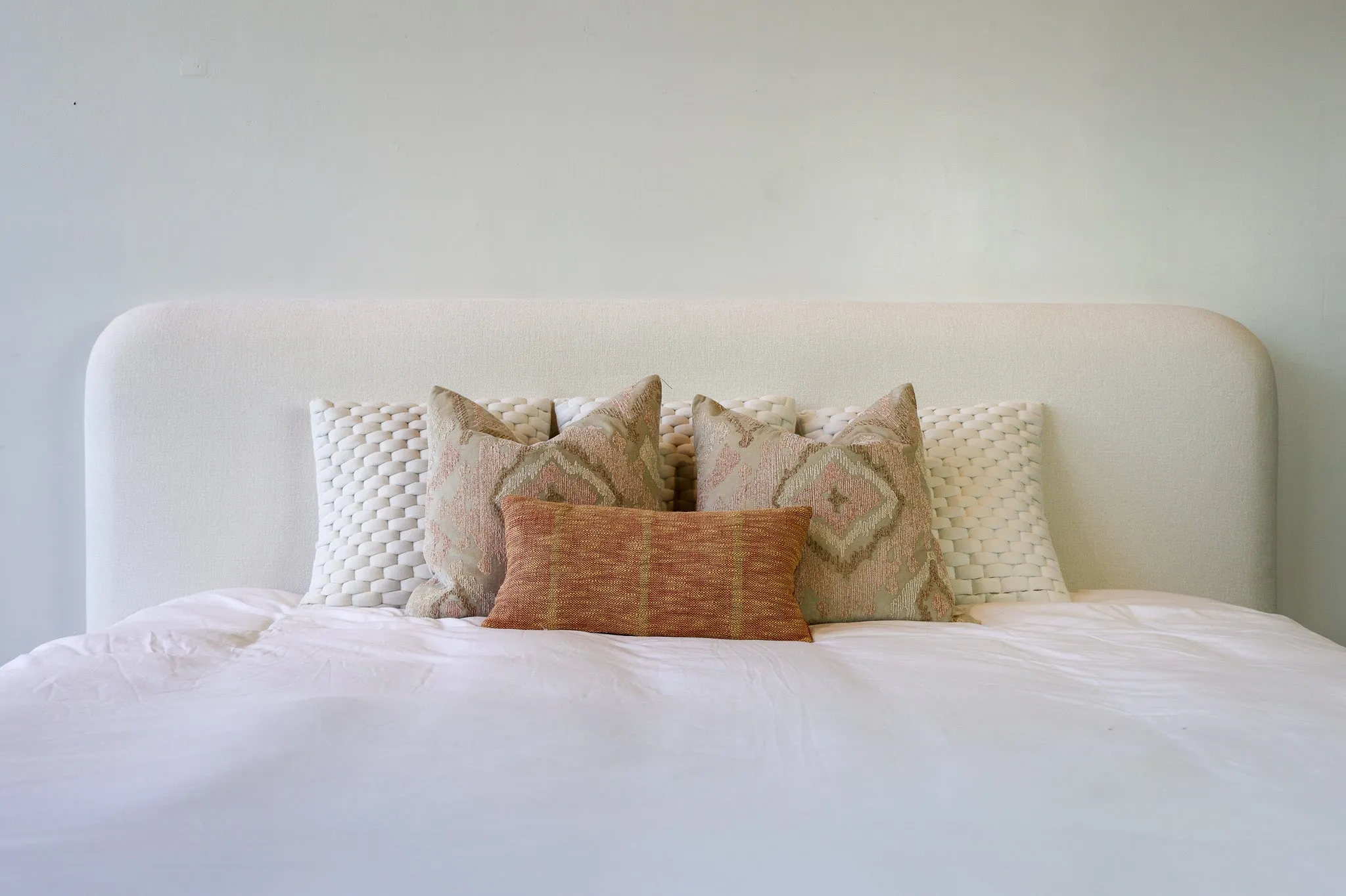 Winfield Cloud Bed