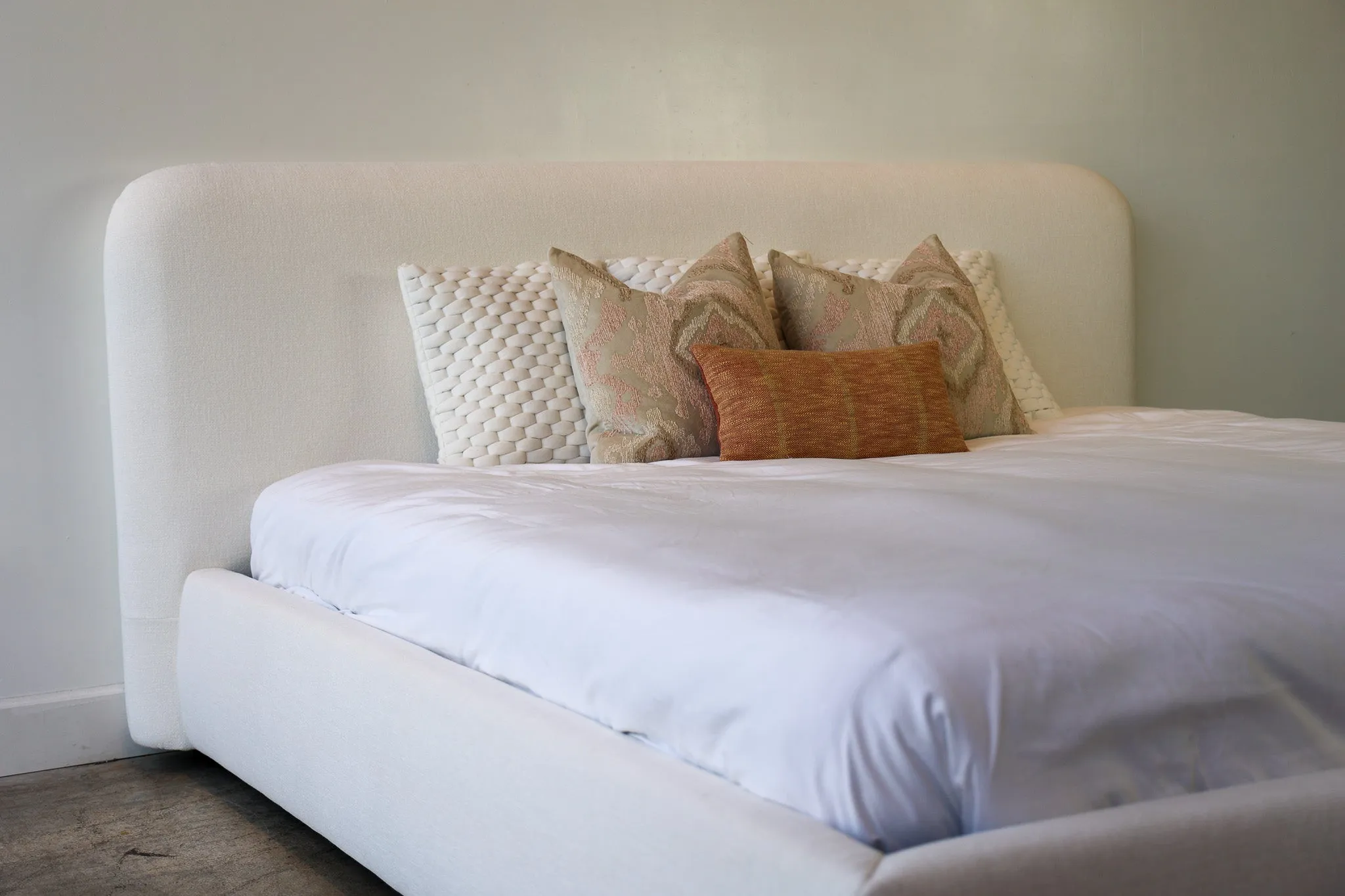 Winfield Cloud Bed